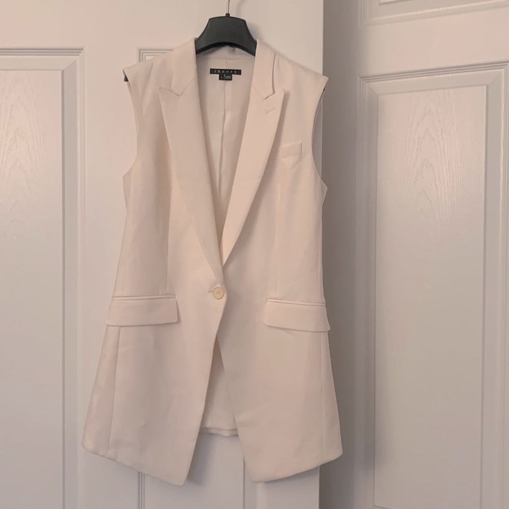 Theory sleeveless white vest blazer sz 2